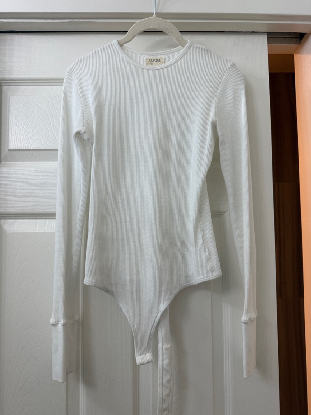 Clyque White Ribbed Long-Sleeve Bodysuit